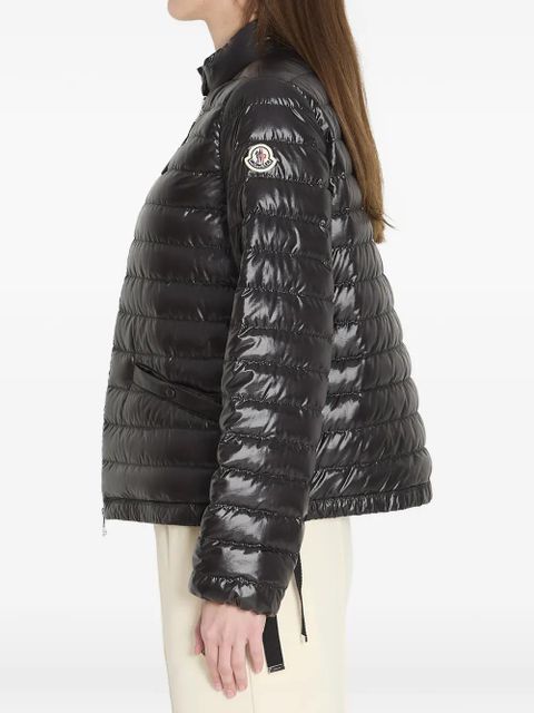 Moncler padded logo-patch jacket - Black