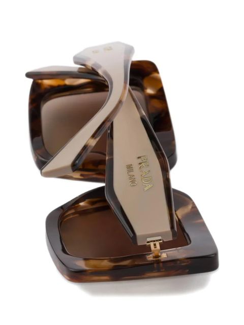 Prada Eyewear Sunglasses with Prada logo - Brown