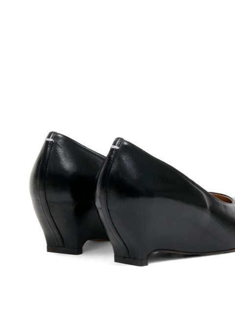 Maison Margiela point-toe pumps - Black