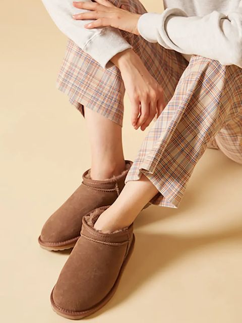 Emu Australia śniegowce zamszowe Stinger Compact kolor brązowy W13013