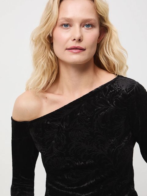 Medicine longsleeve kolor czarny cold shoulder