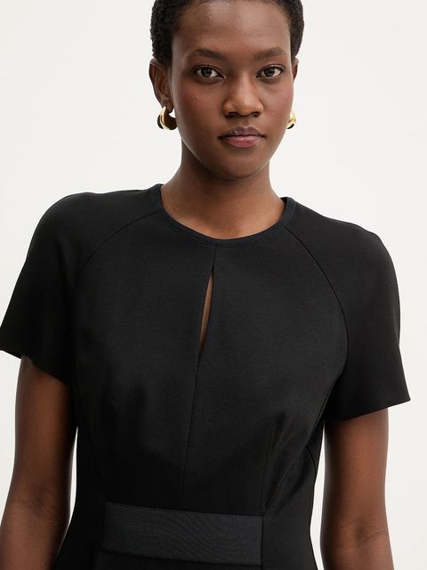 BOSS sukienka Datarni