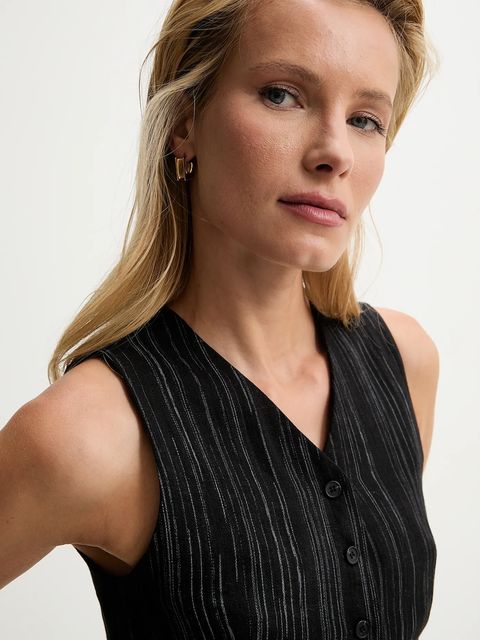 Answear.LAB kamizelka z lnem kolor czarny jednorzędowa