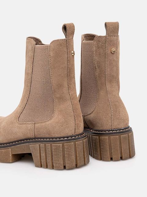 Medicine botki zamszowe damskie kolor beżowy na platformie