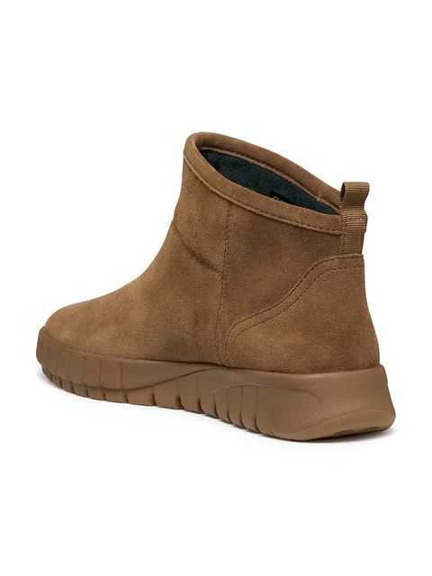 Geox botki zamszowe D FLEXTRIDE damskie kolor brązowy na płaskim obcasie D569AA 00022 C6372