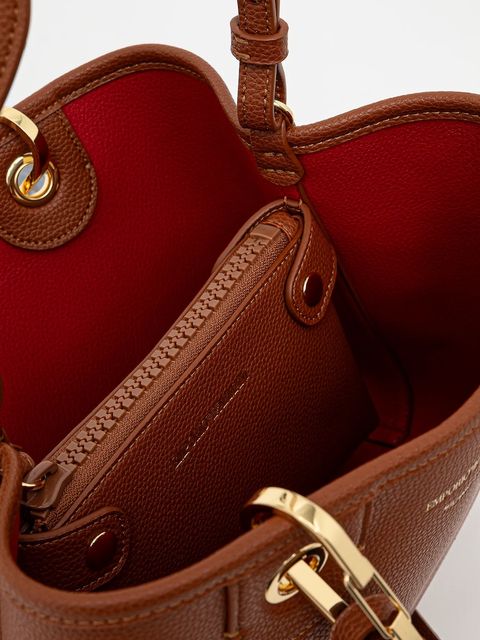 Emporio Armani torebka kolor brązowy