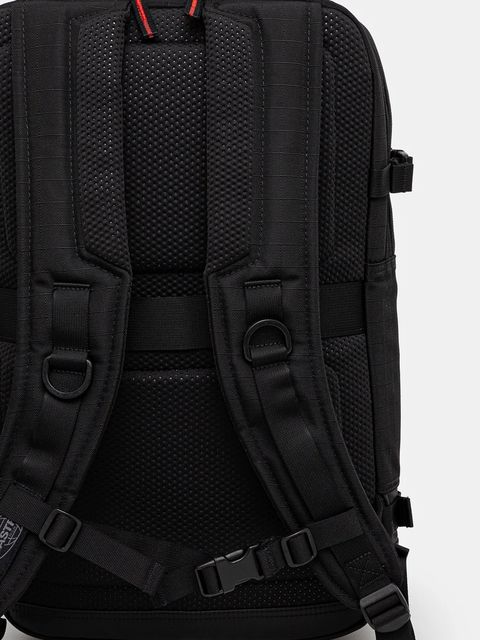 Eastpak plecak Tecum M Cnnct kolor czarny duży gładki EK00091D9S31