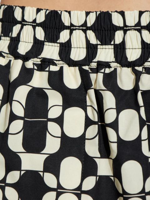 Moncler geometric-pattern shorts - White