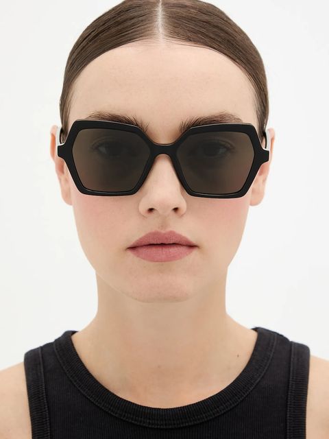 Alexander McQueen okulary przeciwsłoneczne damskie kolor czarny AM0537S