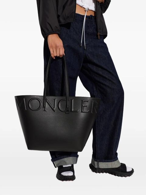 Moncler small Very embossed-logo tote bag - Black - zdjęcie produktu nr 2