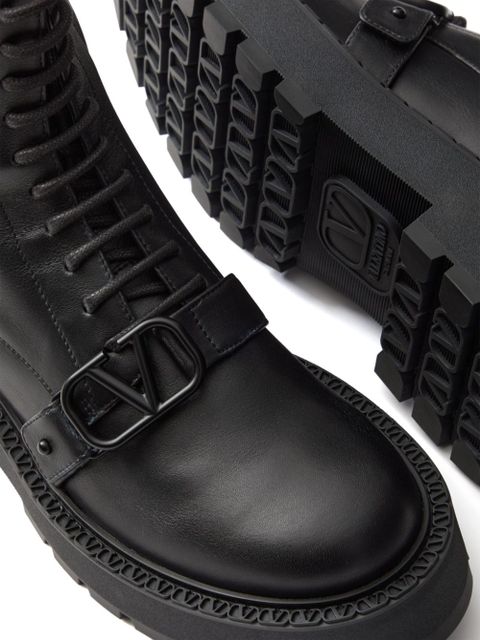 Valentino Garavani 45mm VLogo Signature combat boots - Black