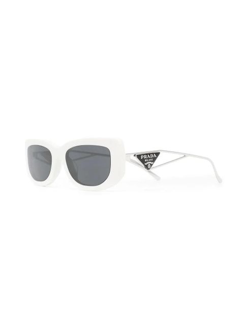 Prada Eyewear logo plaque tinted sunglasses - White - zdjęcie produktu nr 2