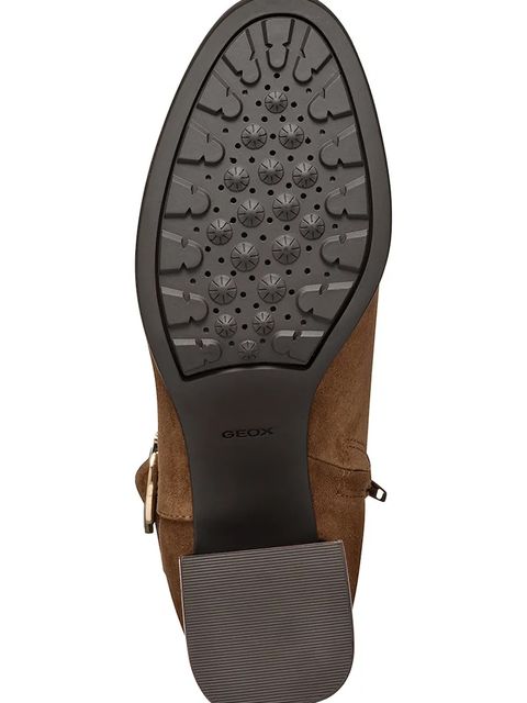 Geox botki zamszowe D WALK PLEASURE 55 damskie kolor brązowy na słupku D46XBA 00022 C6372