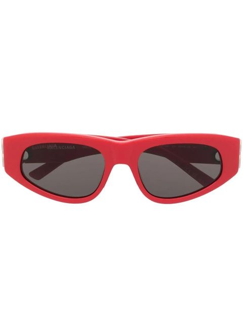 Balenciaga Eyewear logo-plaque arm sunglasses - Red - zdjęcie produktu nr 1