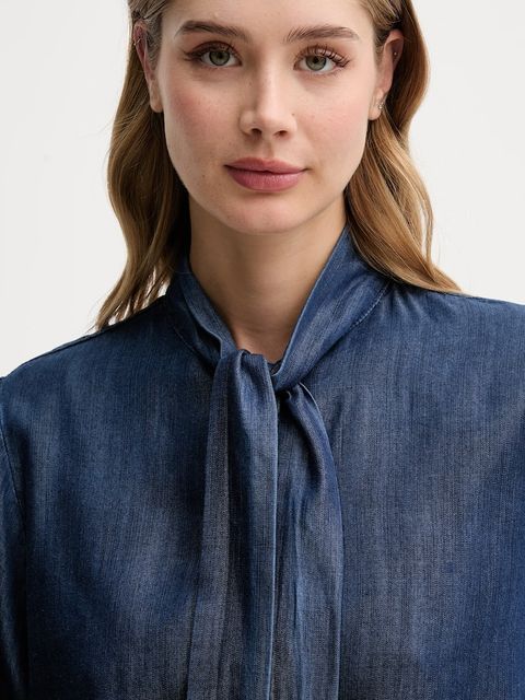 Joop! koszula jeansowa damska kolor granatowy relaxed z wiązanym dekoltem 30047820