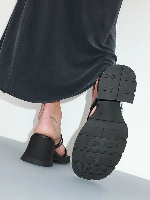 Miista klapki skórzane Jaslene