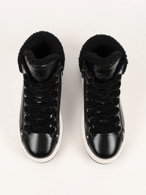 Karl Lagerfeld botki zamszowe KAPRI LUG damskie kolor czarny KL67555