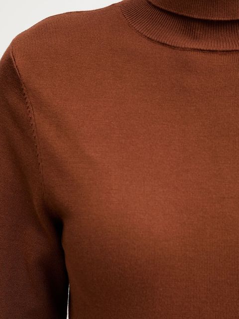 Morgan sweter damski kolor brązowy lekki z golfem MFLORIA