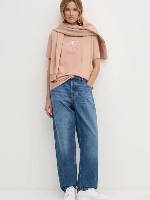 Calvin Klein Jeans bluza damska kolor pomarańczowy z kapturem z aplikacją J20J223536