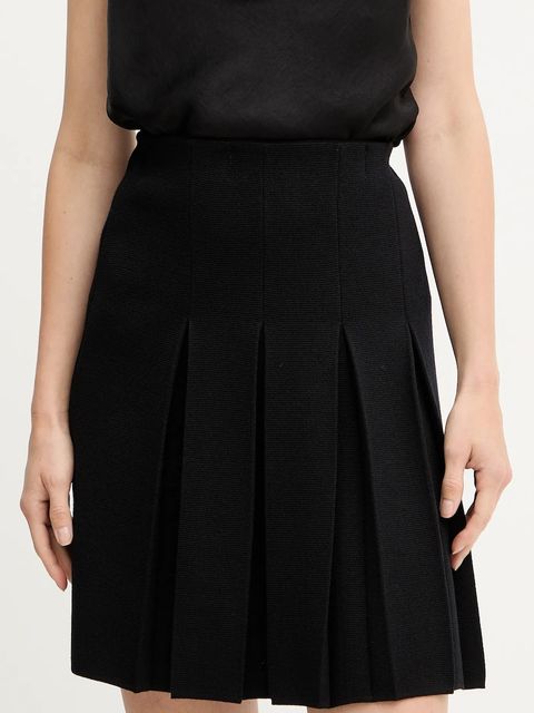 Luisa Spagnoli spódnica wełniana kolor czarny mini rozkloszowana 100092 - zdjęcie produktu nr 1