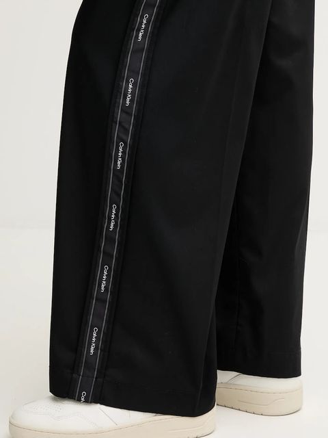 Calvin Klein Jeans spodnie bawełniane damskie kolor czarny szerokie high waist LV044D612G