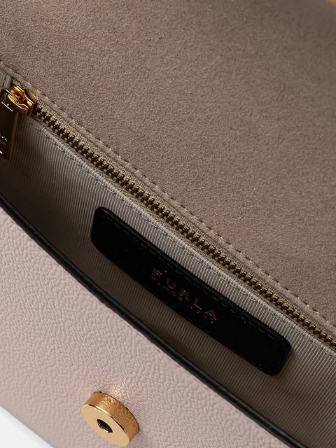 Furla torebka skórzana Moonlight S kolor różowy WB01887 BX3036 4355S