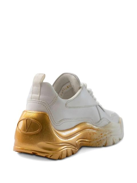 Valentino Garavani logo-detail sneakers - White