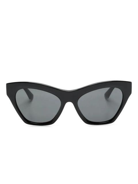 Burberry Eyewear logo-lettering cat-eye sunglasses - Black - zdjęcie produktu nr 1