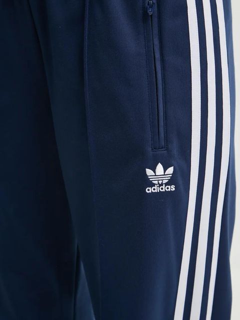 adidas Originals spodnie dresowe Firebird kolor granatowy z aplikacją JC8285