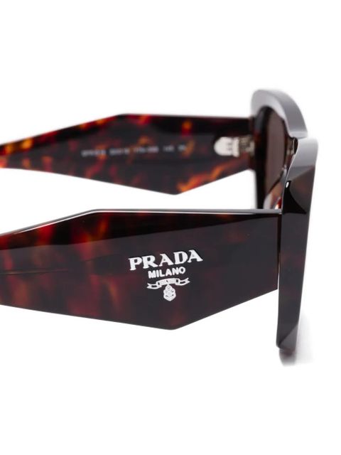 Prada Eyewear Symbole geometric-frame sunglasses - Brown - zdjęcie produktu nr 2