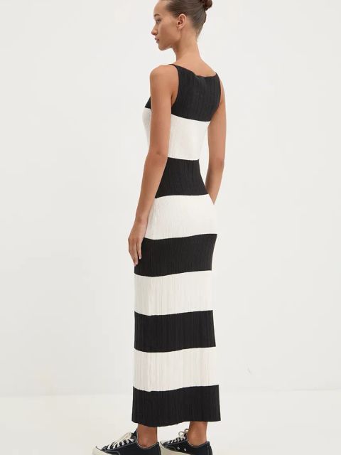 Abercrombie & Fitch sukienka kolor czarny maxi dopasowana KI159-4740