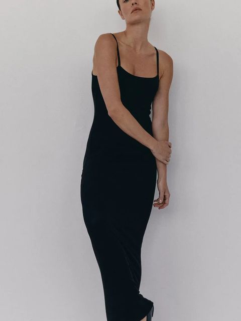 MUUV. sukienka JORDE kolor czarny maxi dopasowana - zdjęcie produktu nr 1