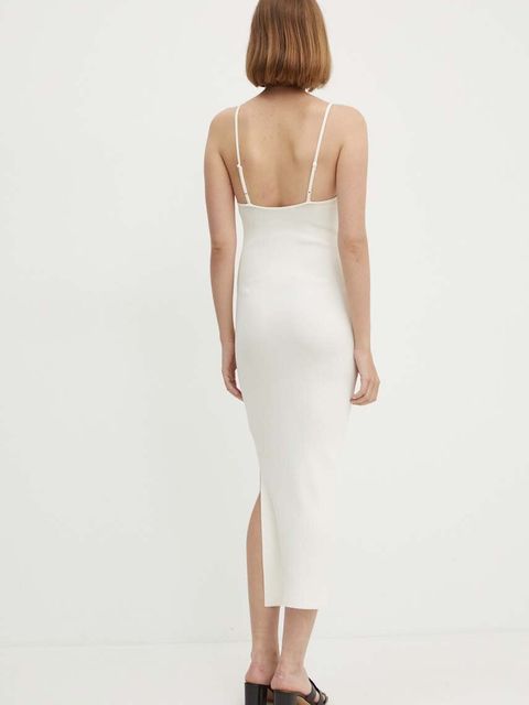 Calvin Klein Jeans sukienka kolor beżowy maxi dopasowana J20J224083