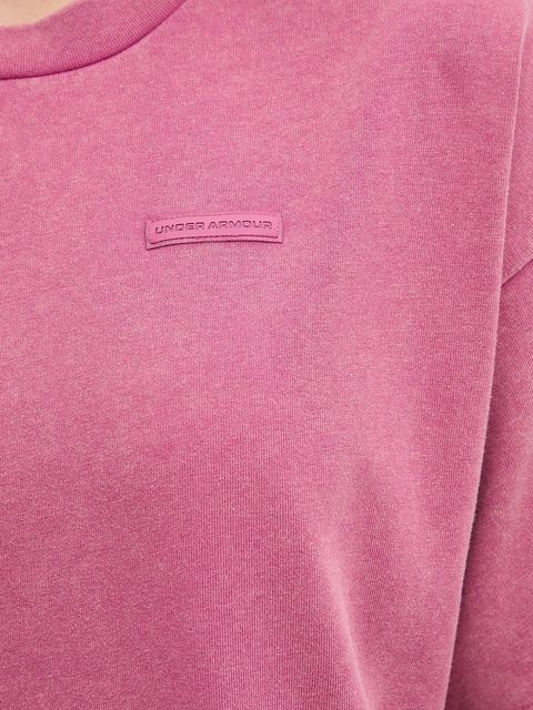 Under Armour t-shirt