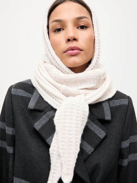 Answear.LAB kaptur z wełną merino kolor beżowy