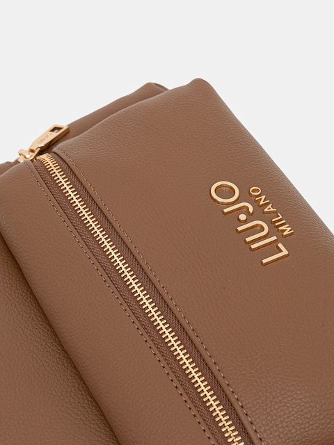 Liu Jo plecak damski kolor brązowy mały z aplikacją AF5136.E0058