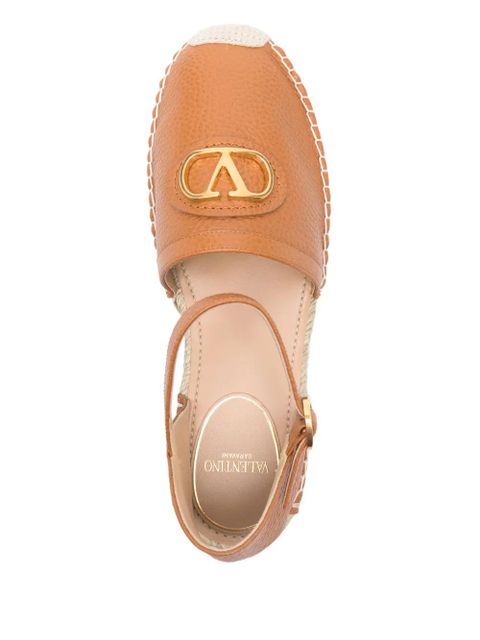 Valentino Garavani logo-plaque espadrilles - Neutrals