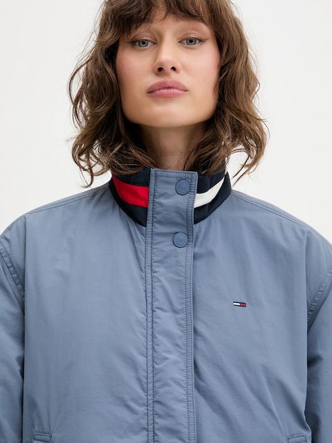 Tommy Jeans kurtka kolor niebieski przejściowa oversize DW0DW21436