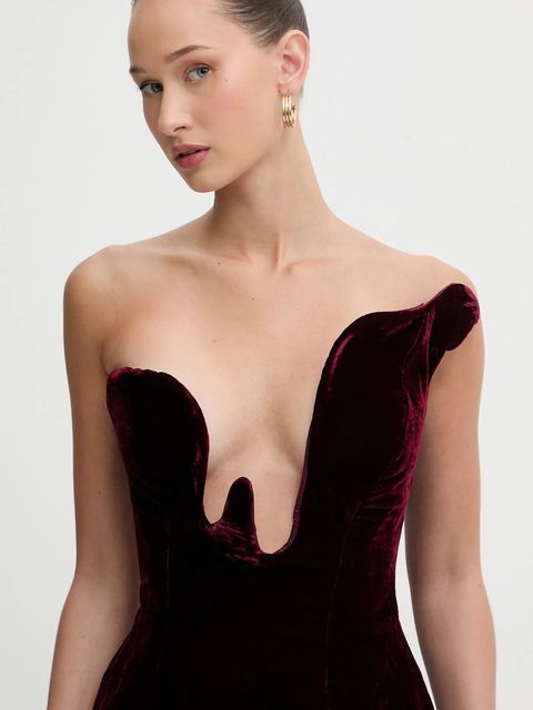 Bardot sukienka welurowa