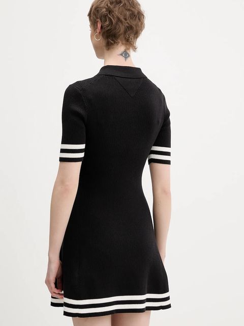 Tommy Jeans sukienka kolor czarny mini rozkloszowana DW0DW22106