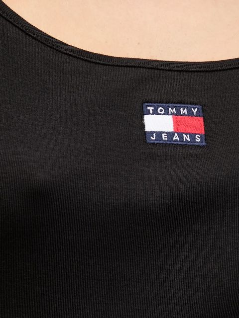 Tommy Jeans sukienka kolor czarny midi dopasowana DW0DW21170