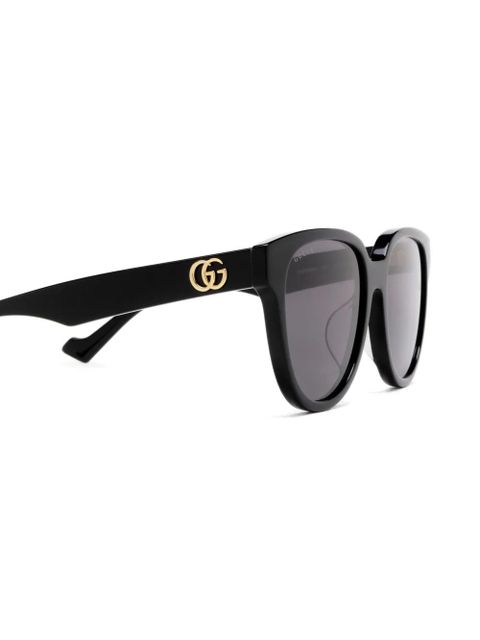 Gucci Eyewear Interlocking G cat-eye sunglasses - Black
