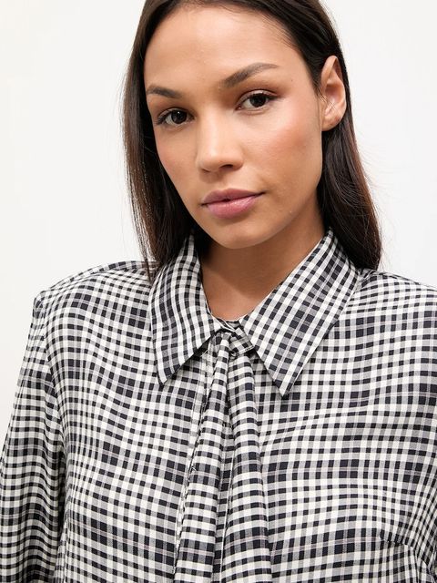 Answear.LAB koszula damska kolor czarny regular z kołnierzykiem klasycznym