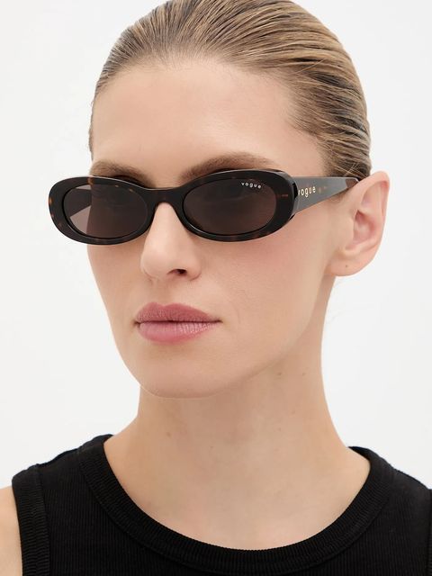 VOGUE okulary przeciwsłoneczne damskie kolor brązowy 0VO5582S - zdjęcie produktu nr 1