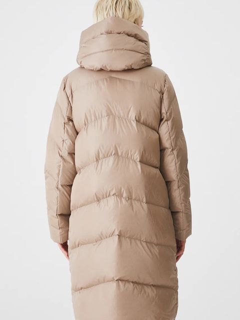 Medicine płaszcz puchowy damski kolor beżowy zimowy