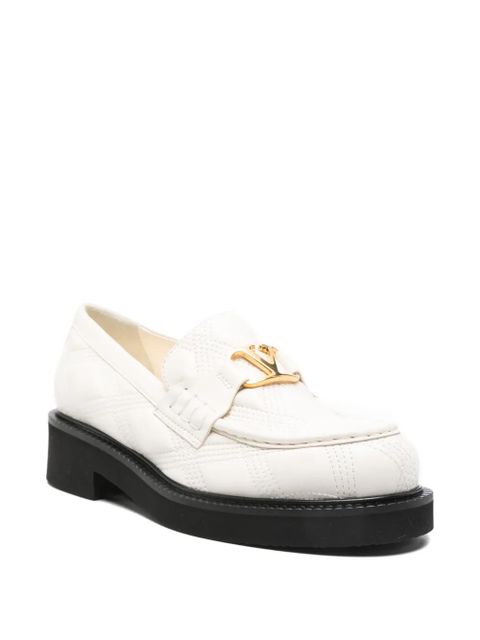 Valentino Garavani quilted-pattern VLogo Signature loafers - White
