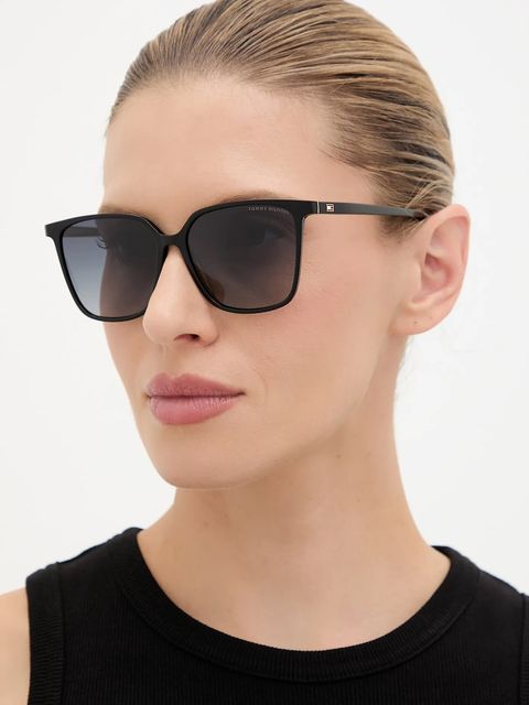 Tommy Hilfiger okulary przeciwsłoneczne damskie kolor czarny TH 2292/S - zdjęcie produktu nr 2