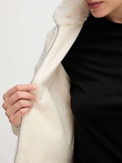 Puma kurtka kolor beżowy przejściowa oversize 632169