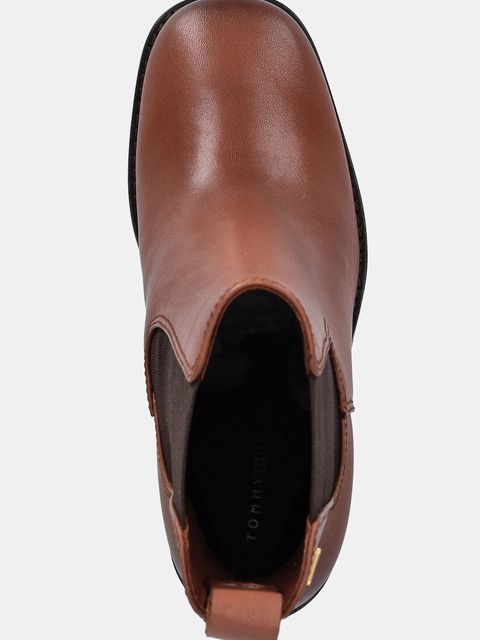 Tommy Hilfiger botki skórzane SQUARE TOE CHELSEA HIGH BLOCK HL damskie kolor brązowy na słupku FW0FW08844