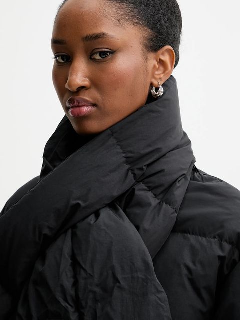 Calvin Klein kurtka puchowa kolor czarny zimowa LV044D518G